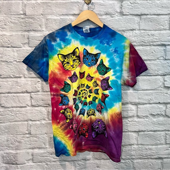 Fruit of the Loom Tops - Tie Dye Psychedelic Rainbow Cat Print T-Shirt Adult Unisex Medium 100% Cotton